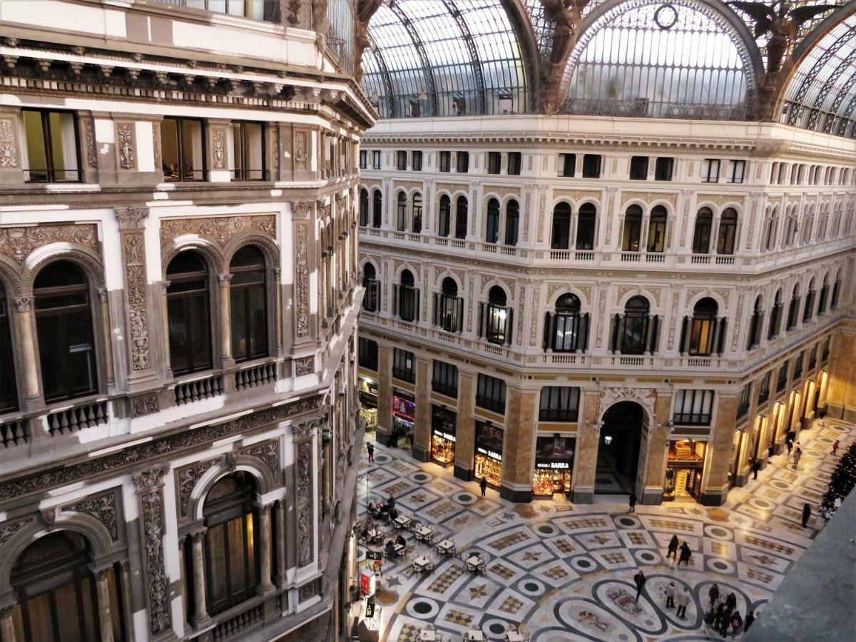 Domus Sibyllina, Galleria Umberto I Naples Extérieur photo